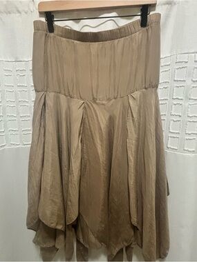 Rumours silk Flowy Tan Midi Skirt - Elegant 16” waist laying flat